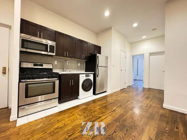 Apartment for rent at 196 Sackett St #1F, Brooklyn, NY 11231
