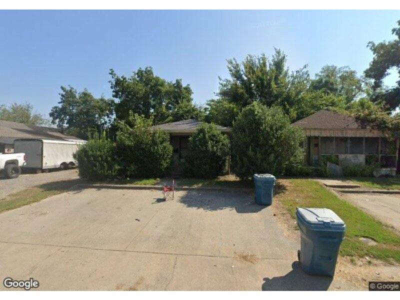 House for rent at 613 Reichardt St, Little Rock, AR 72206