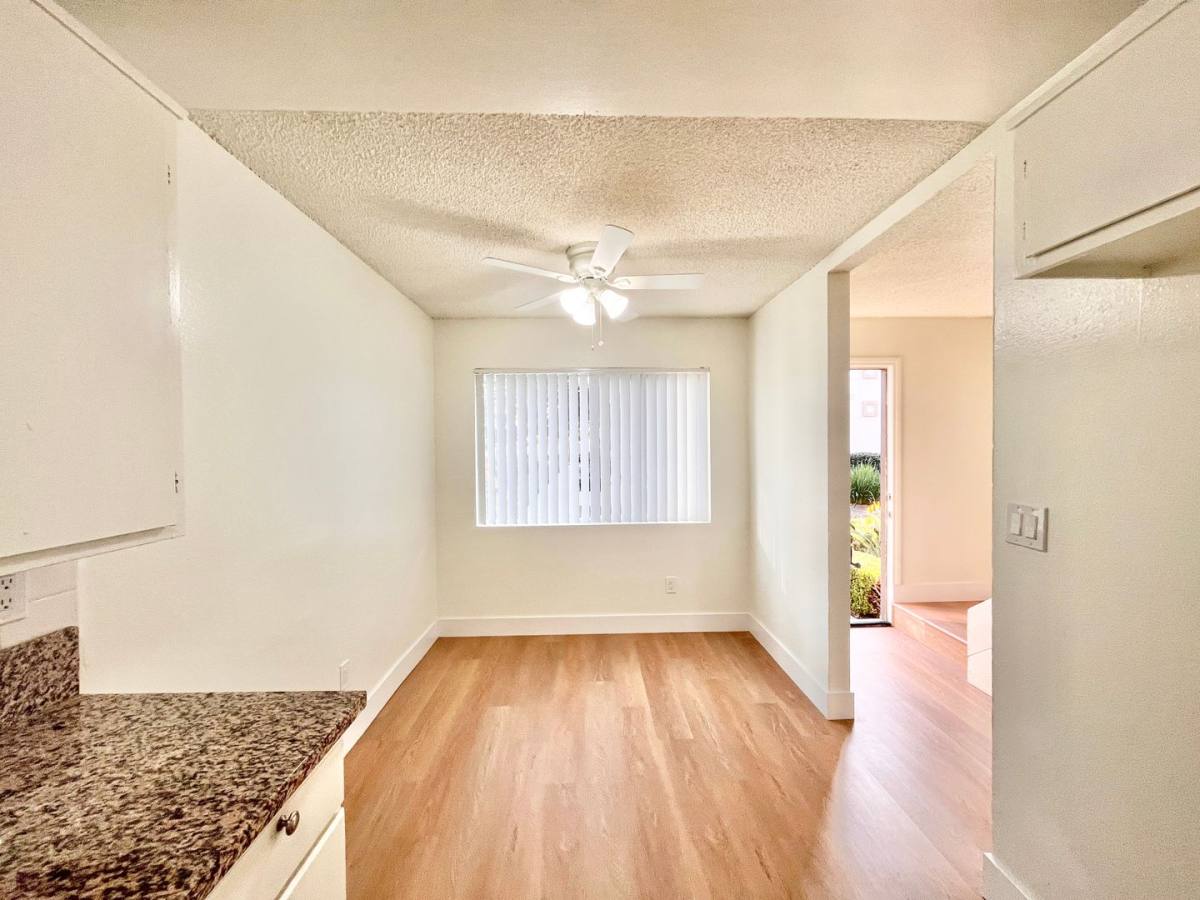 Apartment for rent at 4120 W 5th St, Santa Ana, CA 92703