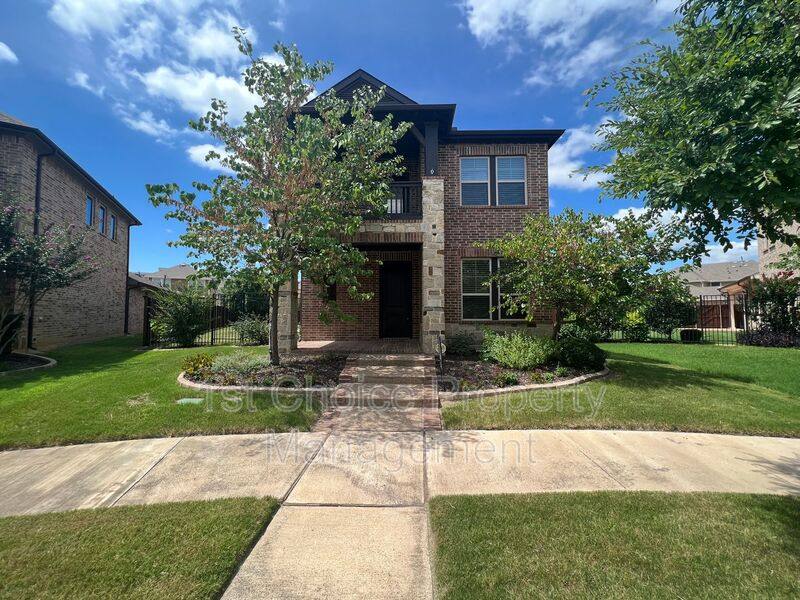 House for rent at 1030 Lone Ivory Trail, Arlington, TX 76005