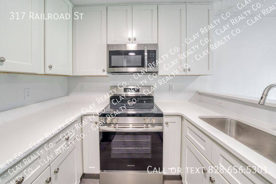 Apartment for rent at 317 Railroad St, Knightdale, NC 27545