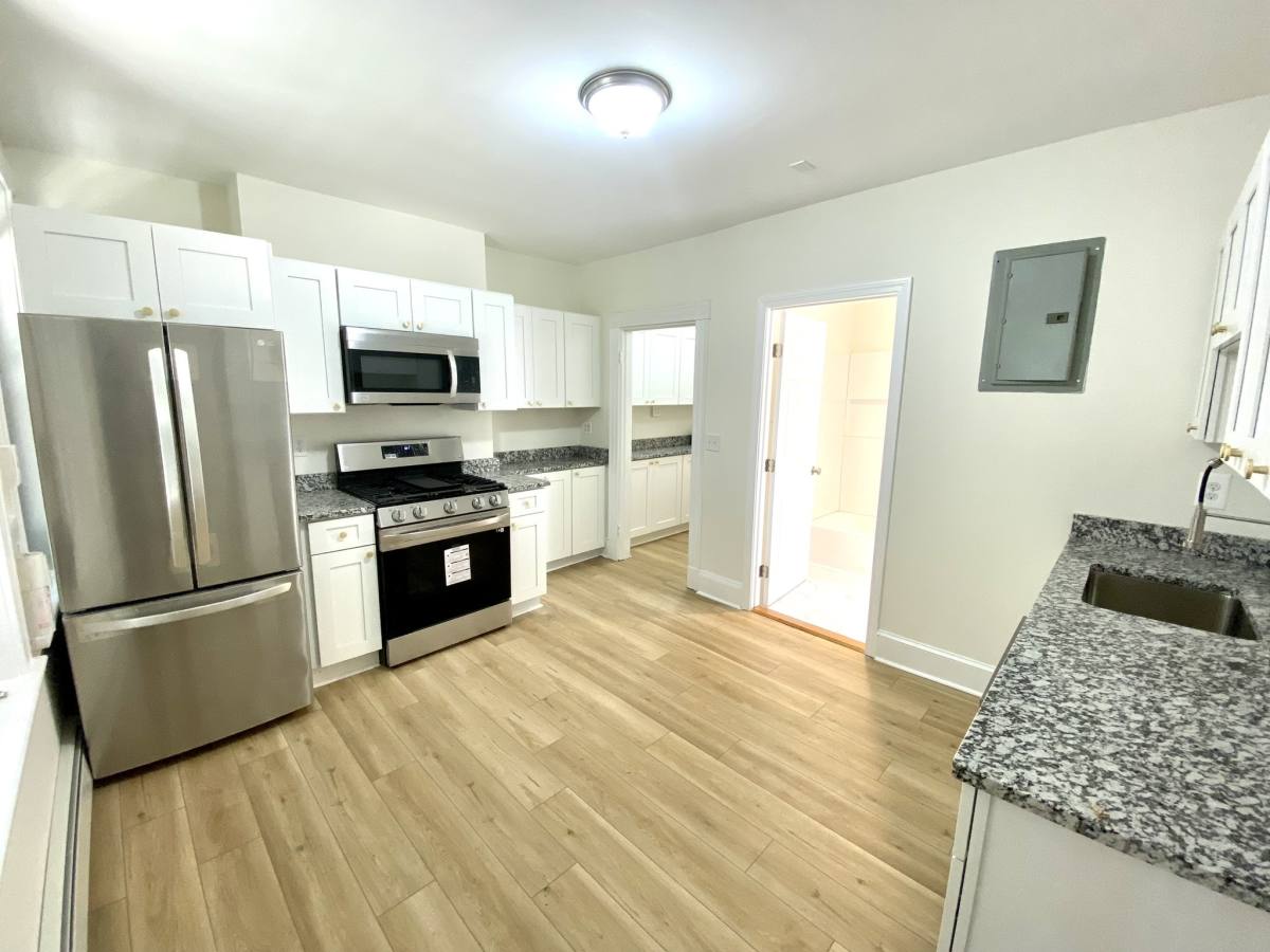 Apartment for rent at 866 Huntington Ave, Boston, MA 02115