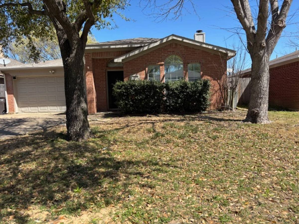 House for rent at 5728 Northfield Dr, Fort Worth, TX 76179