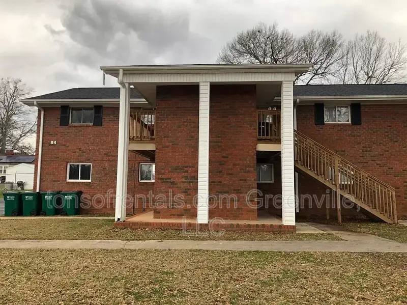 Apartment for rent at 84 W Park Dr #G, Spartanburg, SC 29306