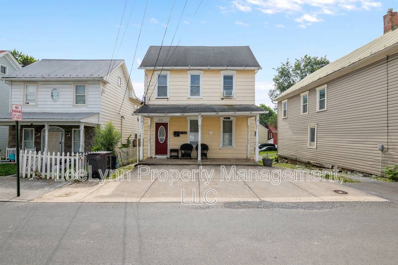 Apartment for rent at 311 Boyd Ave #A, Martinsburg, WV 25401