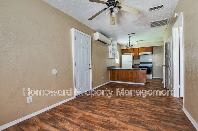 House for rent at 318 Overlook Dr, Midlothian, TX 76065