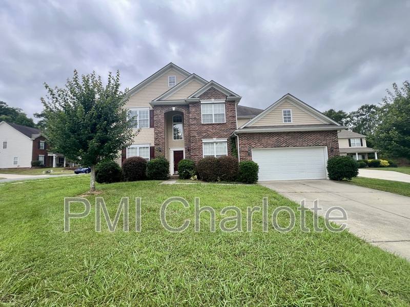 House for rent at 7001 Mountain Top Court, Indian Trail, NC 28079