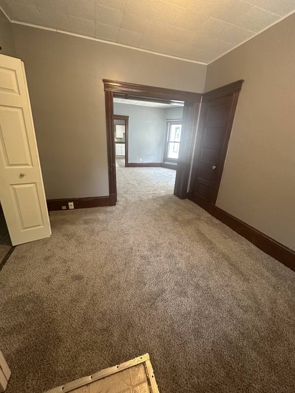 Apartment for rent at 4014 Woodbridge Ave #DOWN, Cleveland, OH 44109
