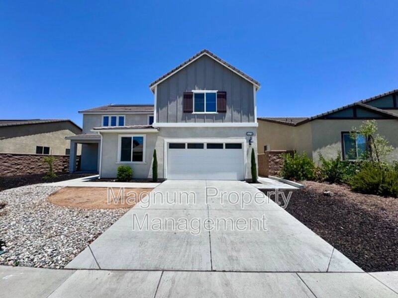 House for rent at 34118 Willow Stone St, Murrieta, CA 92563