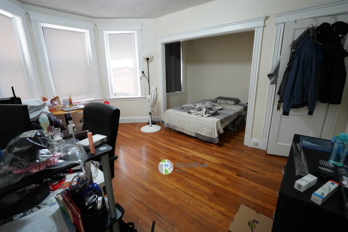 Apartment for rent at 1160 Commonwealth Ave #20, Allston, MA 02134