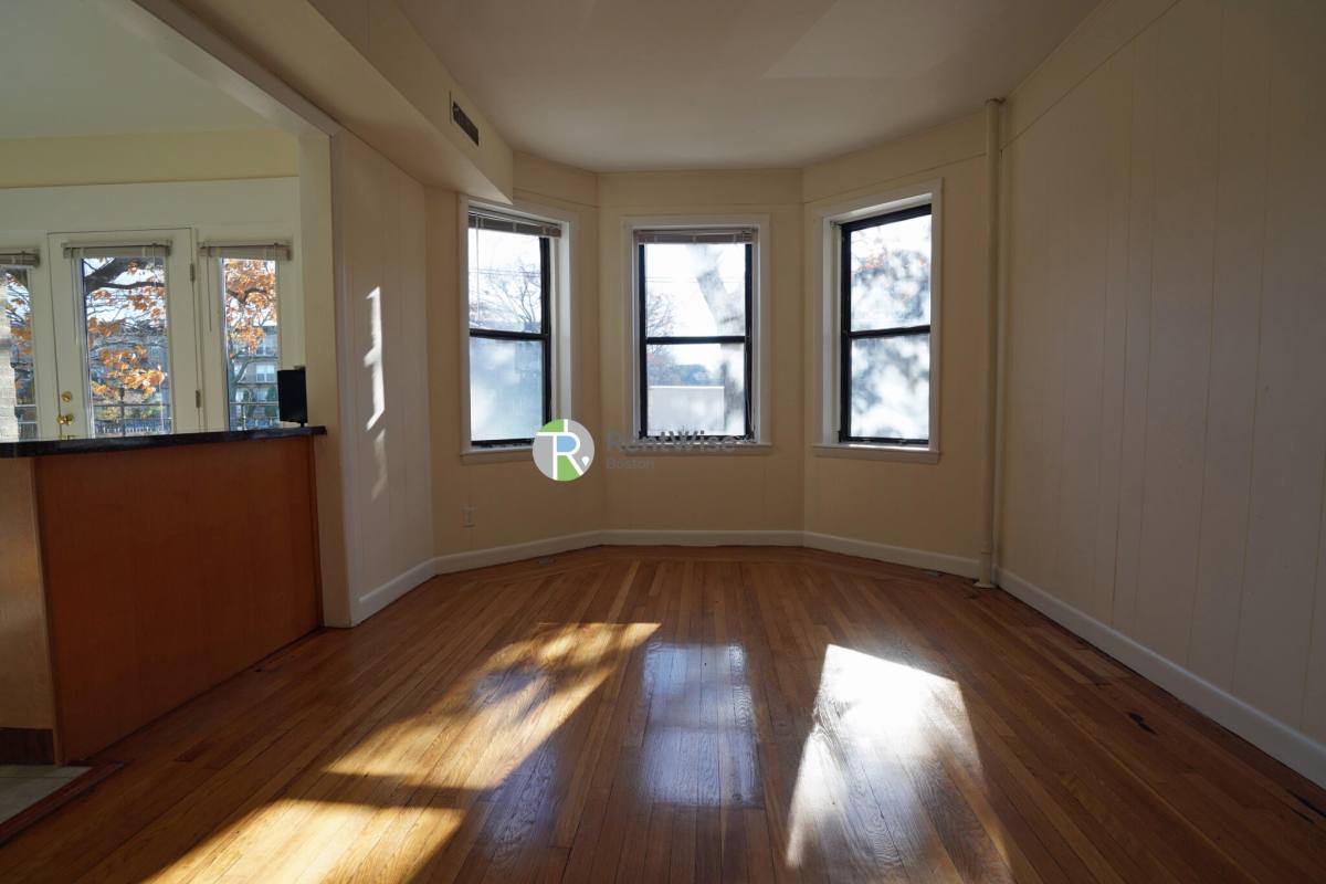 Apartment for rent at 1137 Commonwealth Ave #1, Allston, MA 02134
