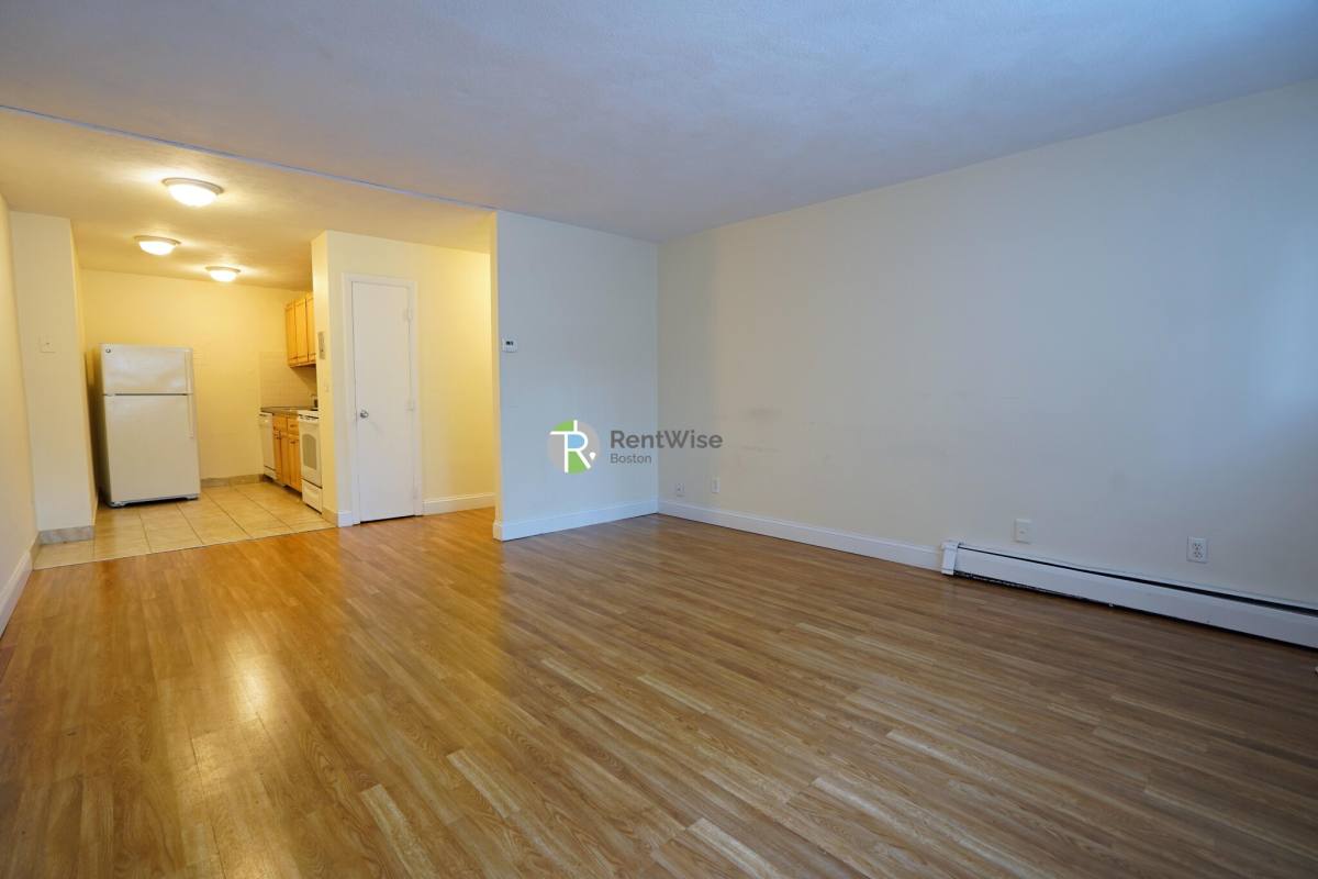 Apartment for rent at 88 Gardner St #2B, Allston, MA 02134