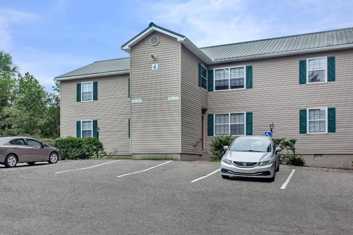 Apartment for rent at 335 Chapman Rd, Ringgold, GA 30736