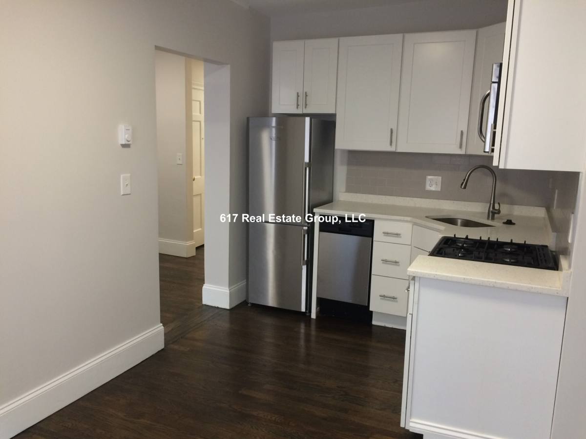 Apartment for rent at 52 Clearway St #8, Boston, MA 02115