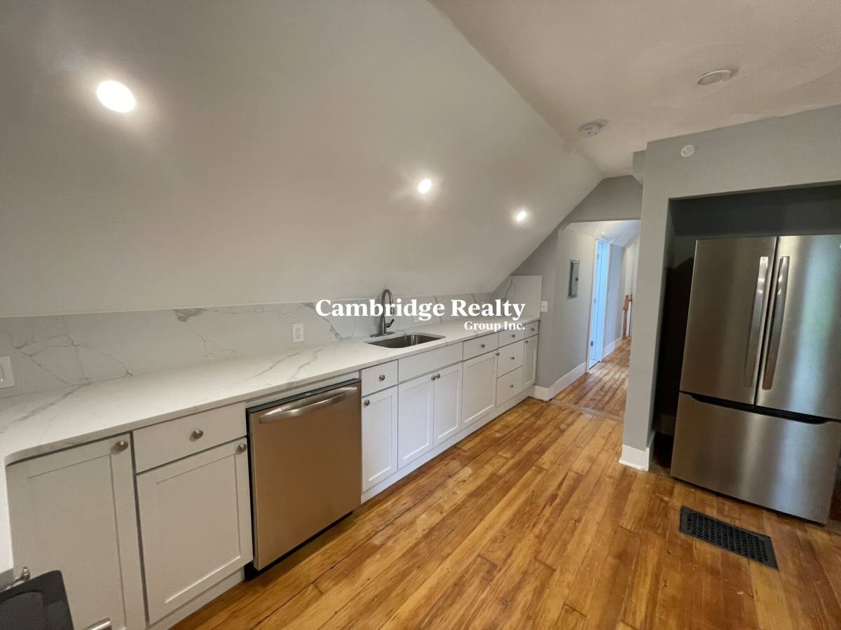 Apartment for rent at 35 Cameron Ave #3T, Somerville, MA 02144