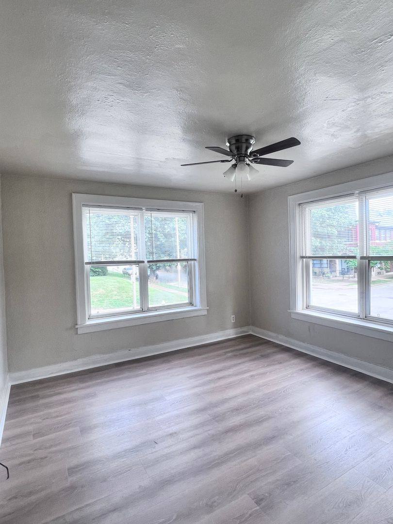 Apartment for rent at 3600-08 Hereford St, Saint Louis, MO 63109