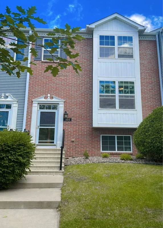 Townhouse for rent at 804 Village Parkway, Circle Pines, MN 55014