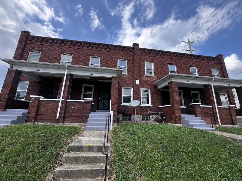 Townhouse for rent at 836-840 E Whittier St, Columbus, OH 43206
