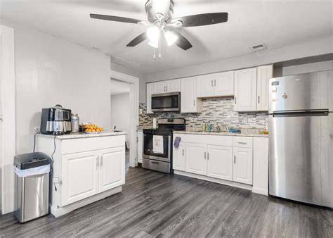 Apartment for rent at 802 Ross Ave, Pittsburgh, PA 15221