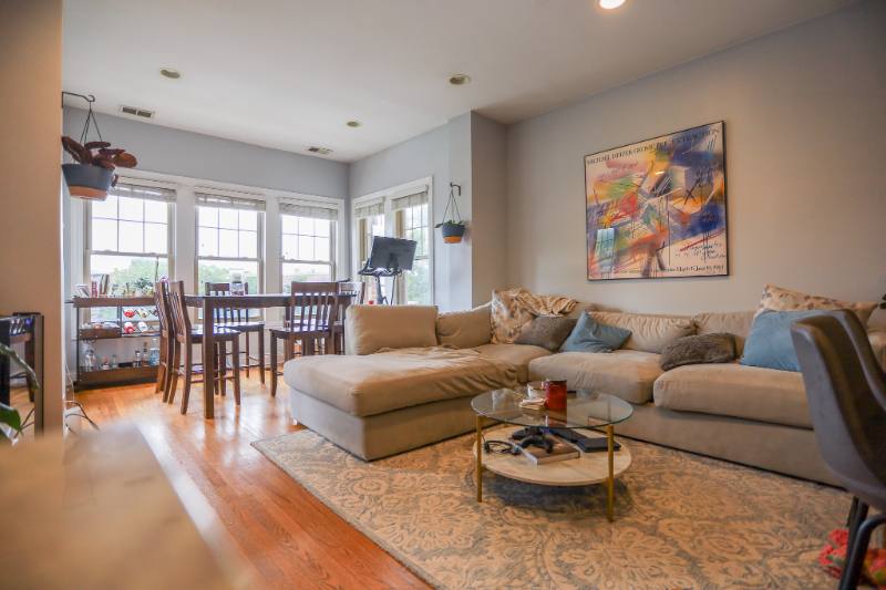 Condo for rent at 920 Buena Ave #3, Chicago, IL 60613