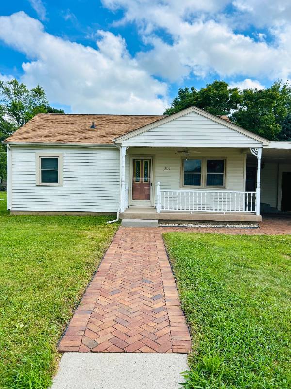 House for rent at 209 E 35th St, Anderson, IN 46013