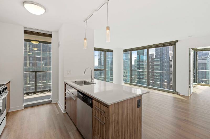Apartment for rent at 5 W Wolf Point Plaza, Chicago, IL 60654