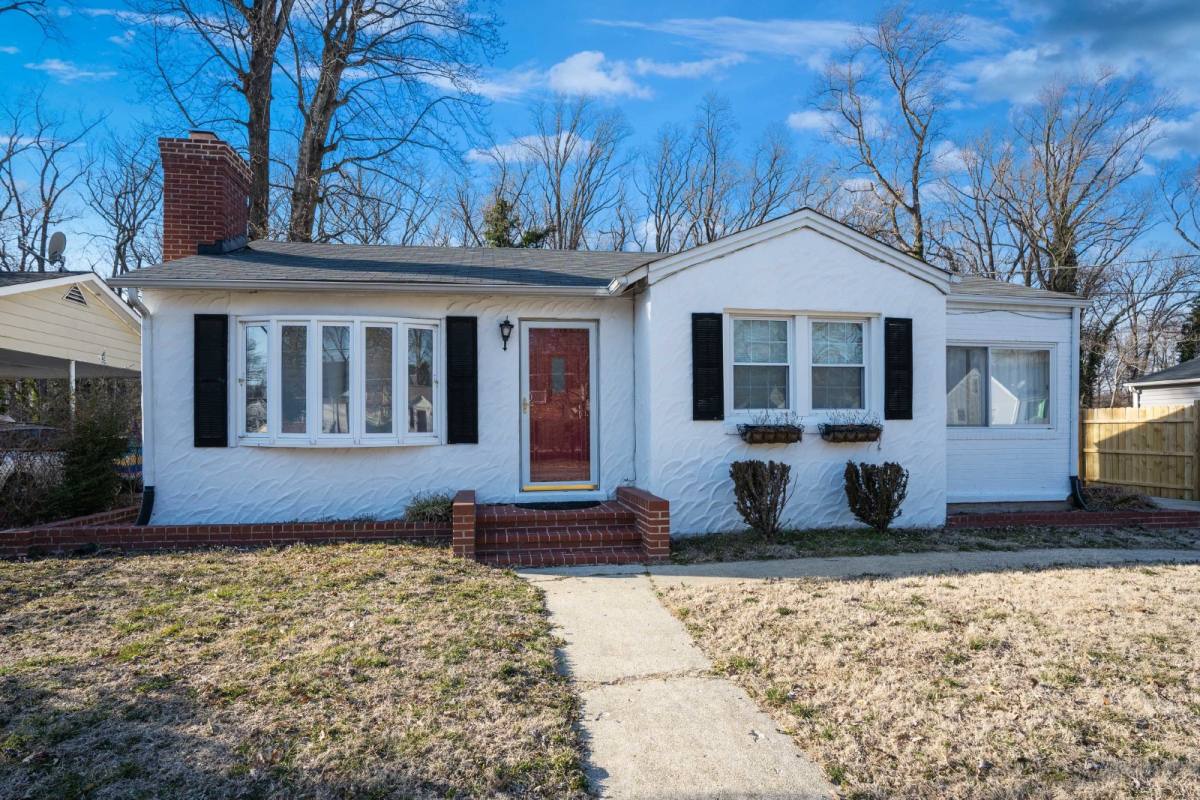 House for rent at 7709 Ravine Dr, Fort Washington, MD 20744