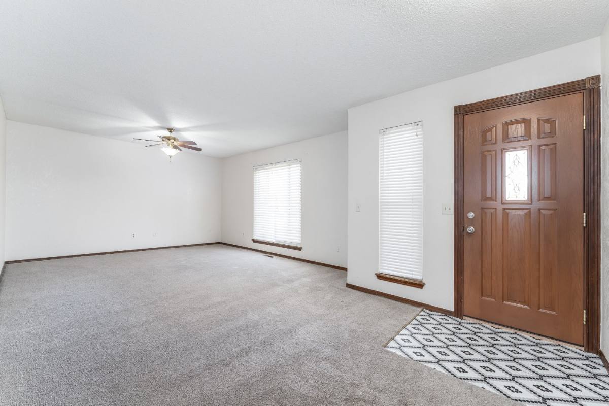 House for rent at 605 Palo Verde Court, Yukon, OK 73099
