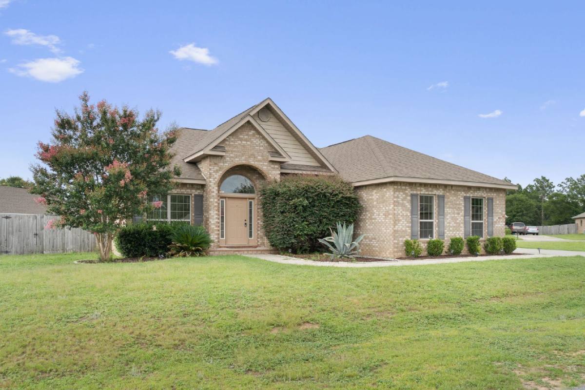 House for rent at 3397 Citrine Circle, Crestview, FL 32539