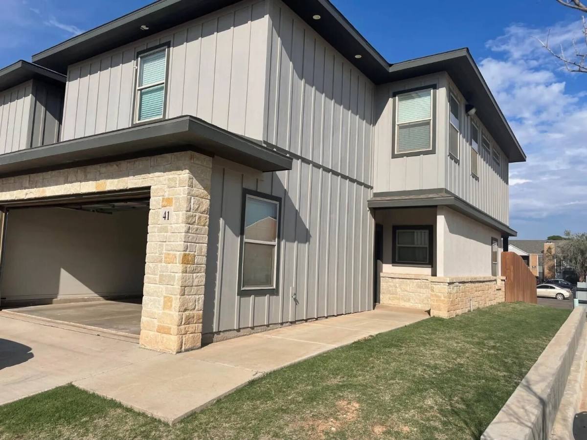 Townhouse for rent at 6040 24th #14, Lubbock, TX 79407
