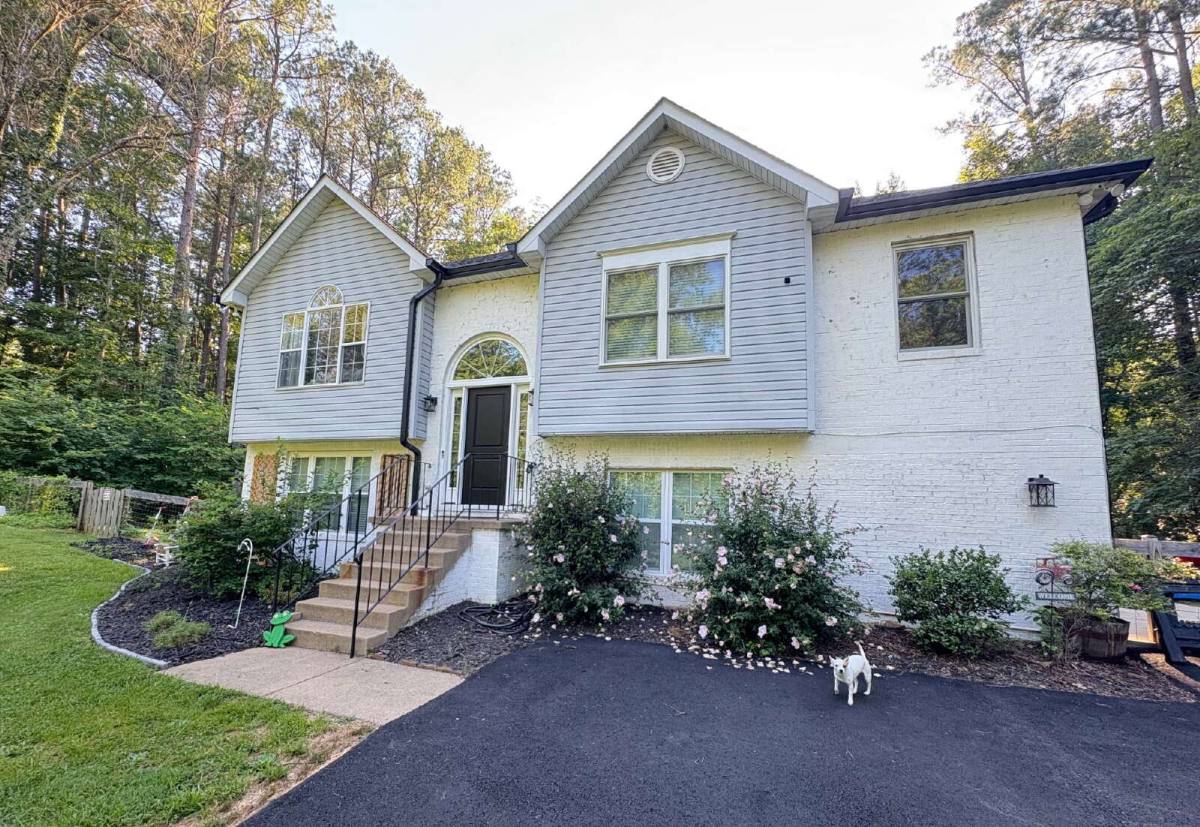 House for rent at 21 Countryside Dr, Fredericksburg, VA 22406