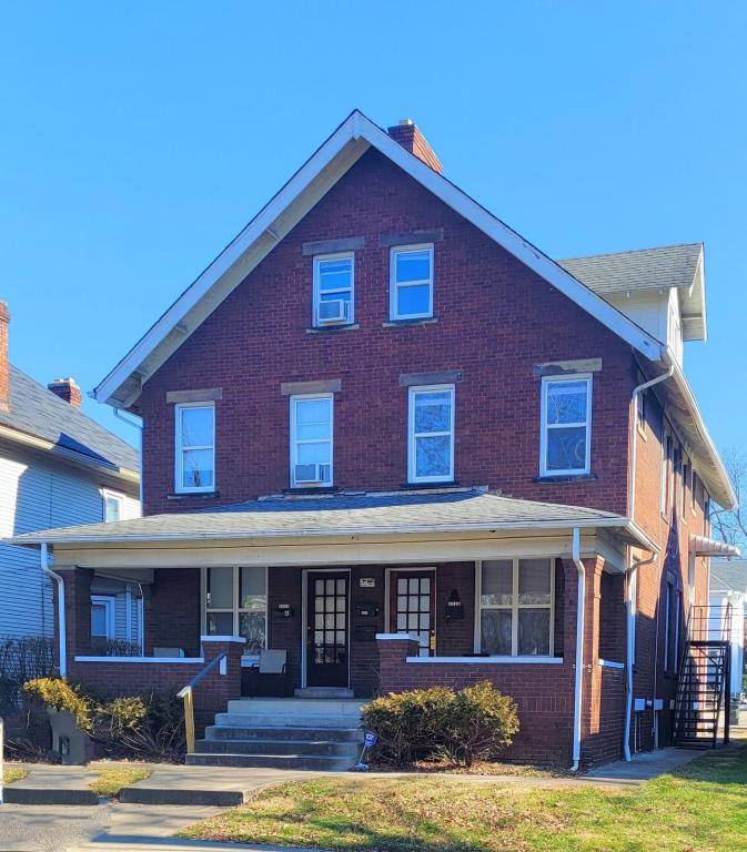 Apartment for rent at 2212 Indianola Ave #B, Columbus, OH 43201