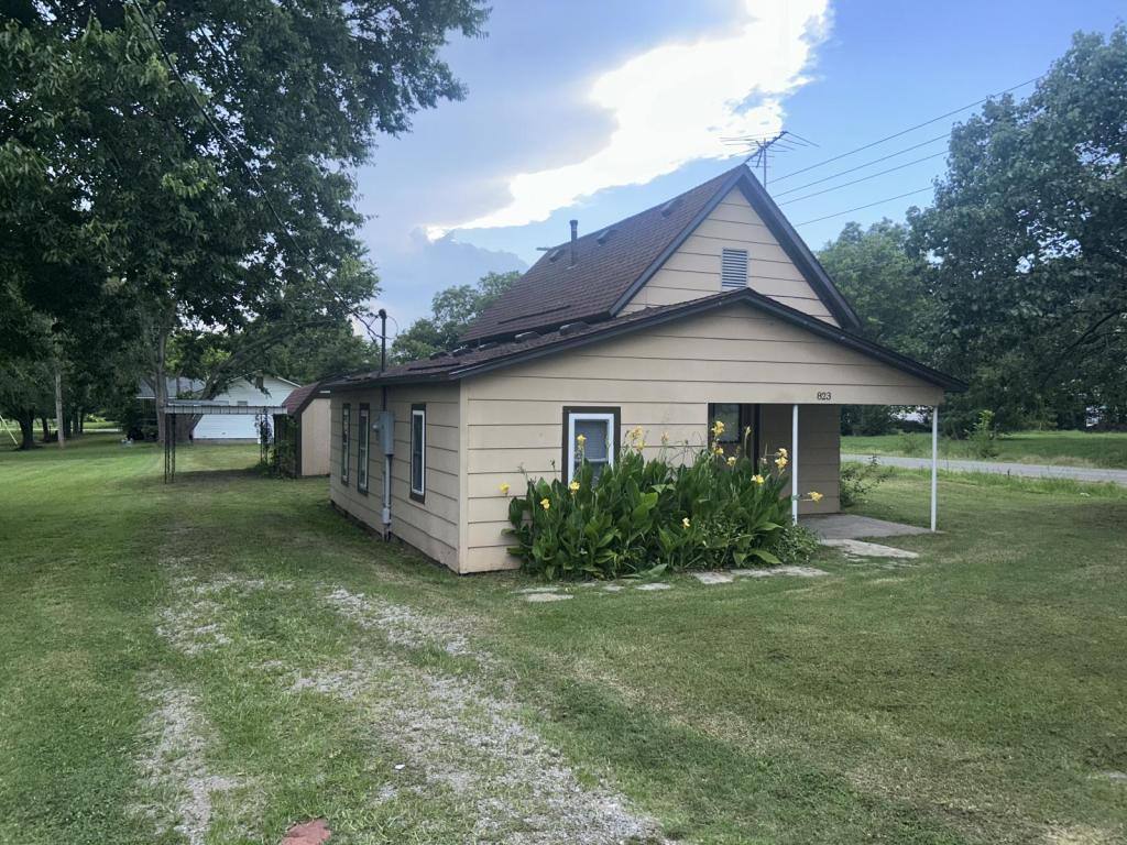 House for rent at 823 Pastusek Ave, Prague, OK 74864