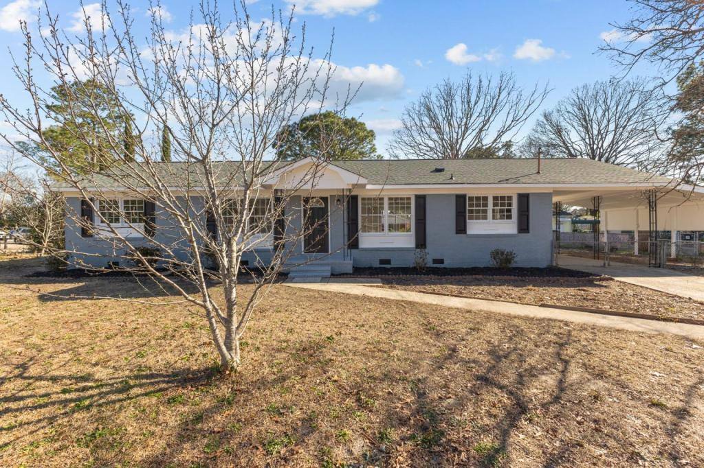 House for rent at 1616 Inverness Dr, Fayetteville, NC 28304