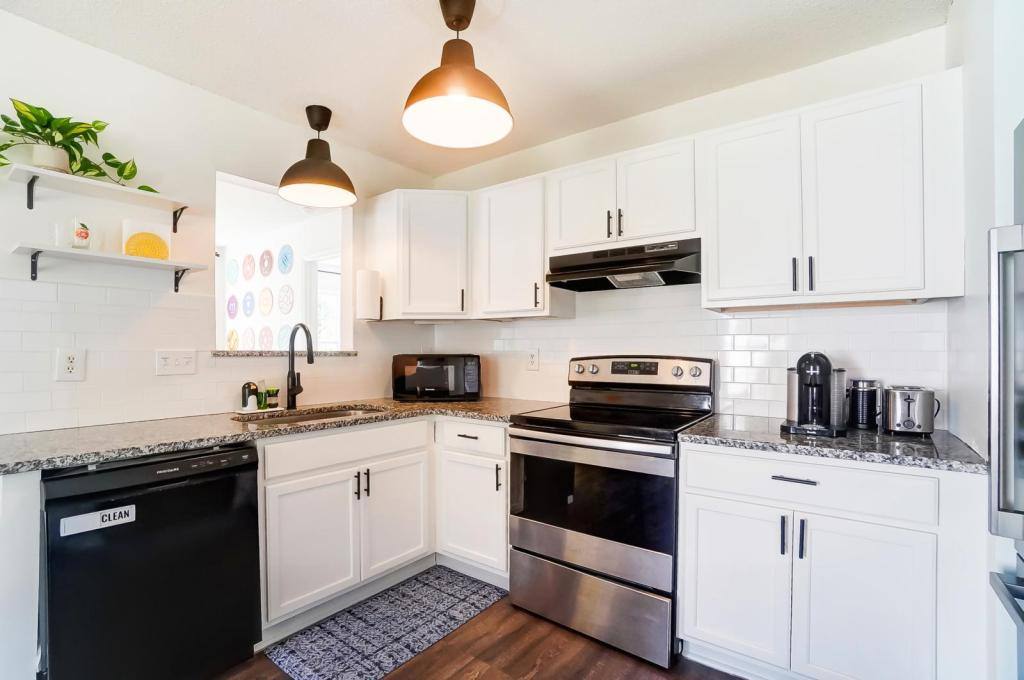 House for rent at 8507 Sunflower Rd, Charlotte, NC 28227