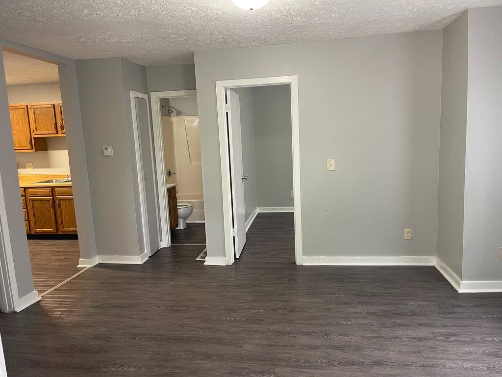 Apartment for rent at 1034 N 8th St #2, Terre Haute, IN 47807