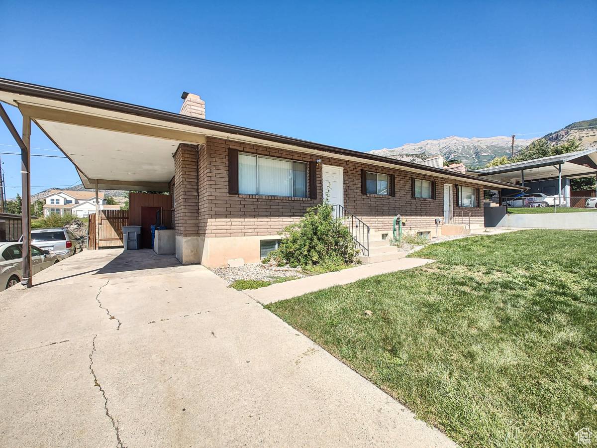Townhouse for rent at 237 S Cherry Hill Dr, Pleasant Grove, UT 84062