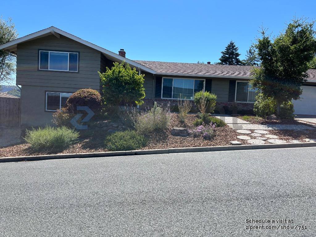 House for rent at 107 Warfield Dr, Moraga, CA 94556