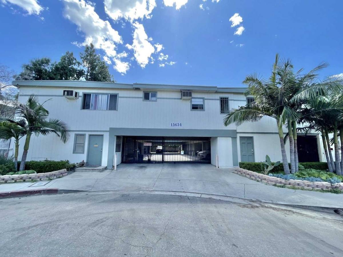 Apartment for rent at 15644 Leadwell St #12, Van Nuys, CA 91406
