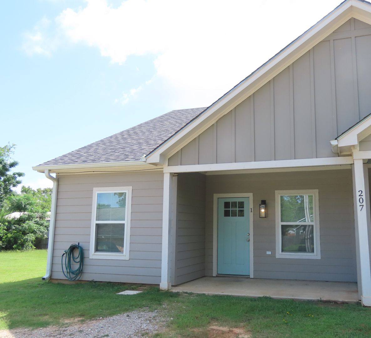 House for rent at 207 Gordon St, Arp, TX 75750