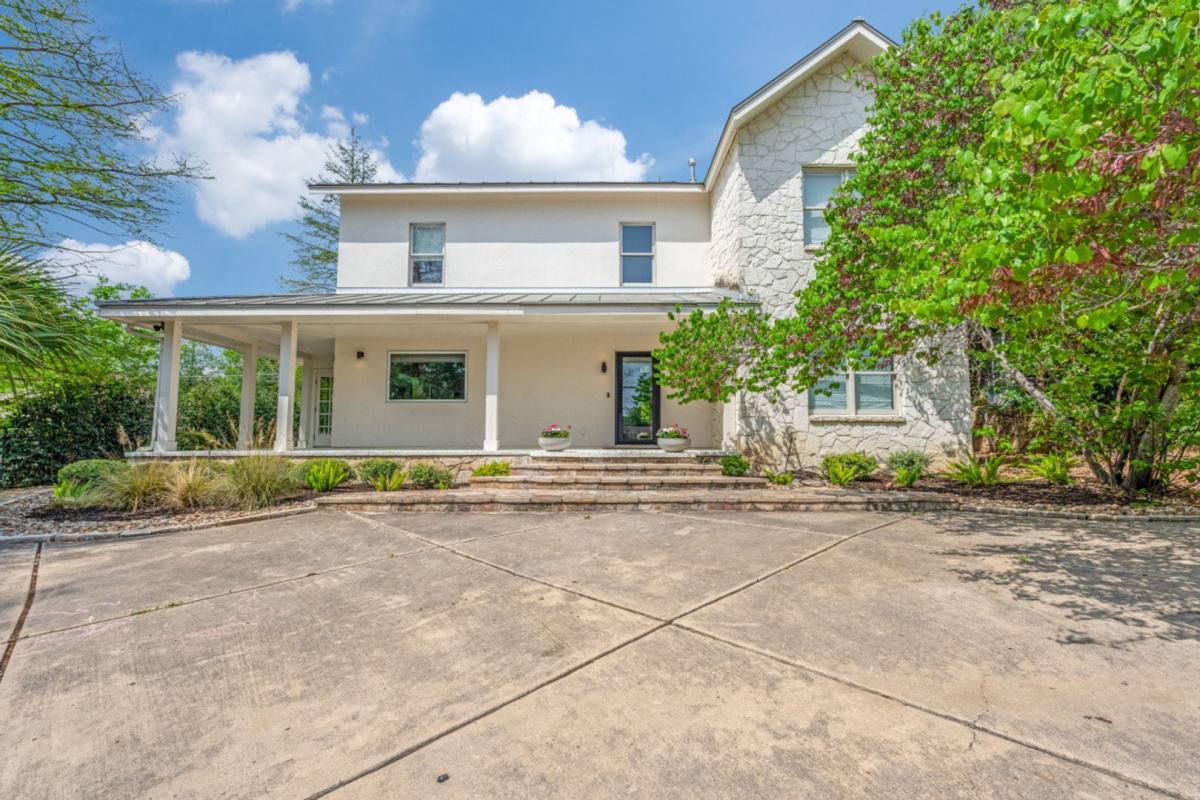 House for rent at 345 Lilac Lane, San Antonio, TX 78209