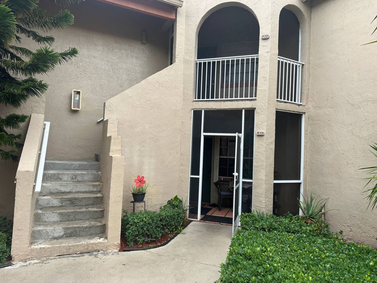 House for rent at 8606 SW 3rd St, Hollywood, FL 33025