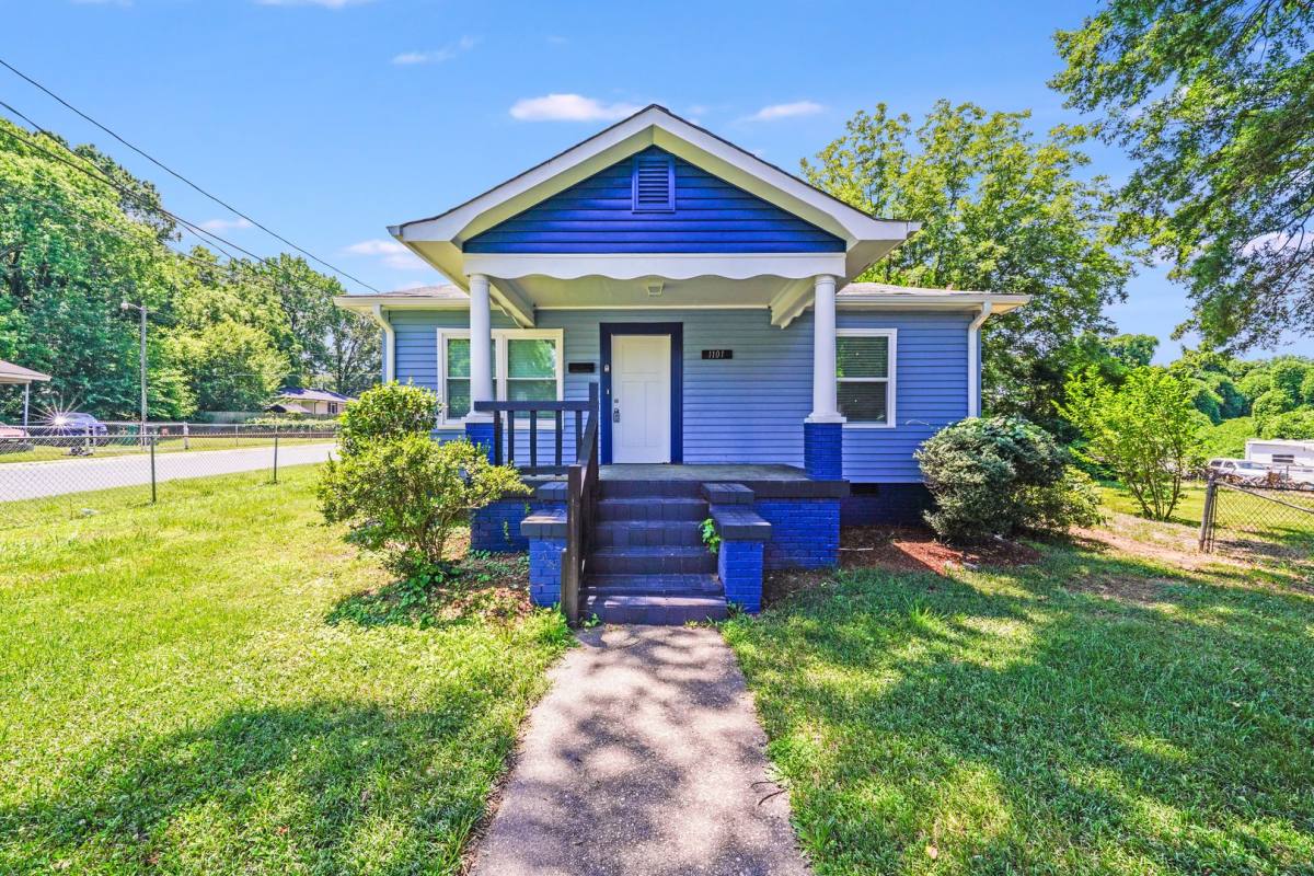 House for rent at 1101 Justice Ave, Charlotte, NC 28206