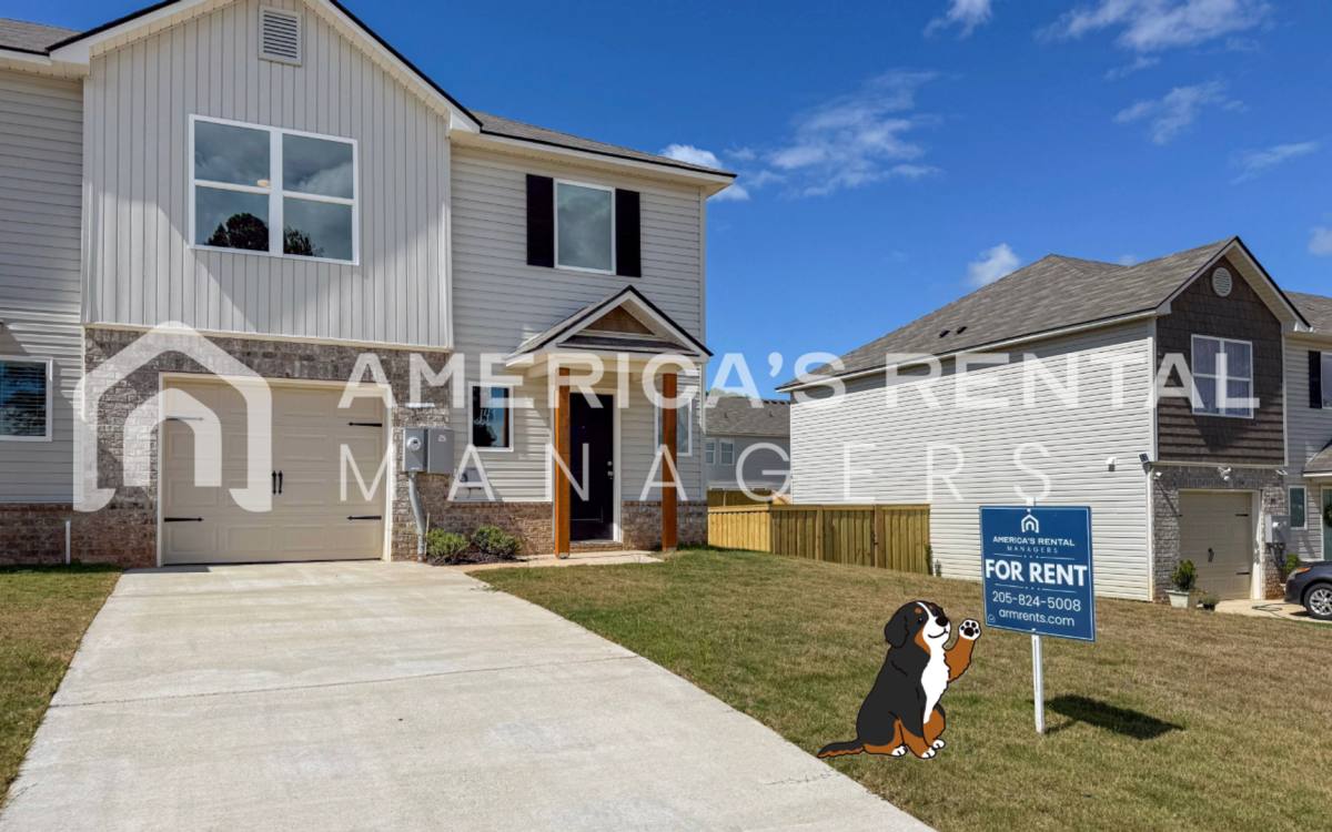 Townhouse for rent at 189 Driftwood Lane, Lincoln, AL 35096