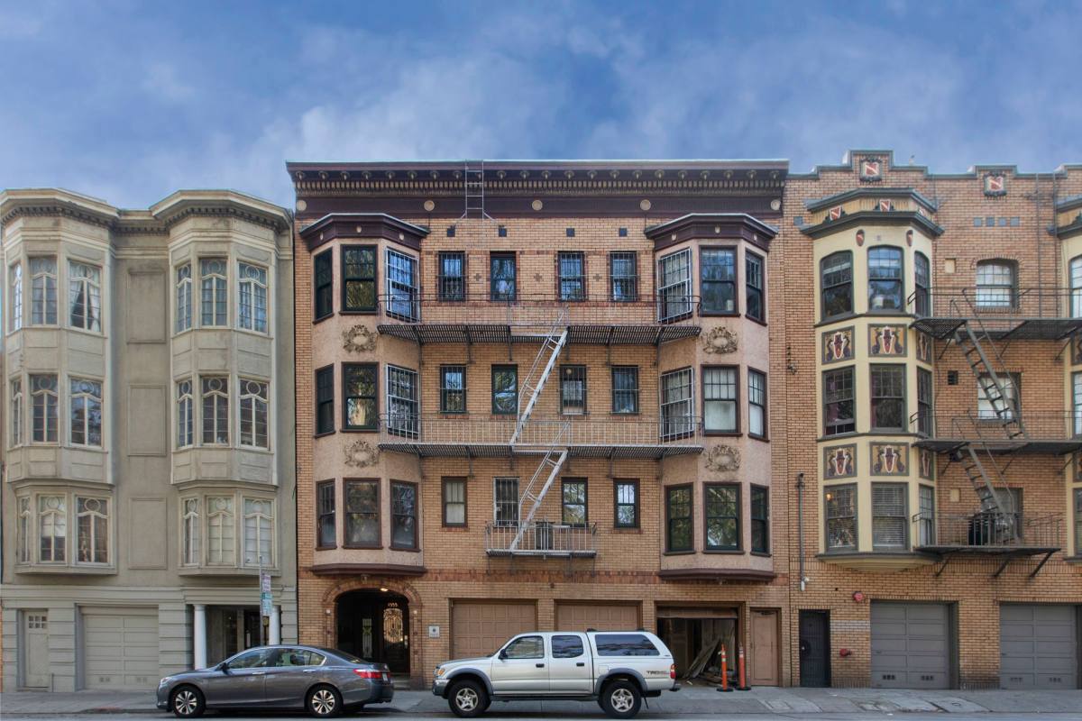 Apartment for rent at 1555 Oak St, San Francisco, CA 94117