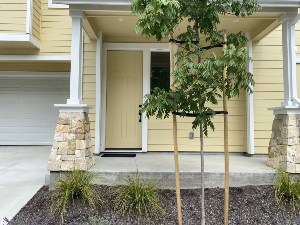 Townhouse for rent at 2012 Elson Way, Santa Rosa, CA 95403