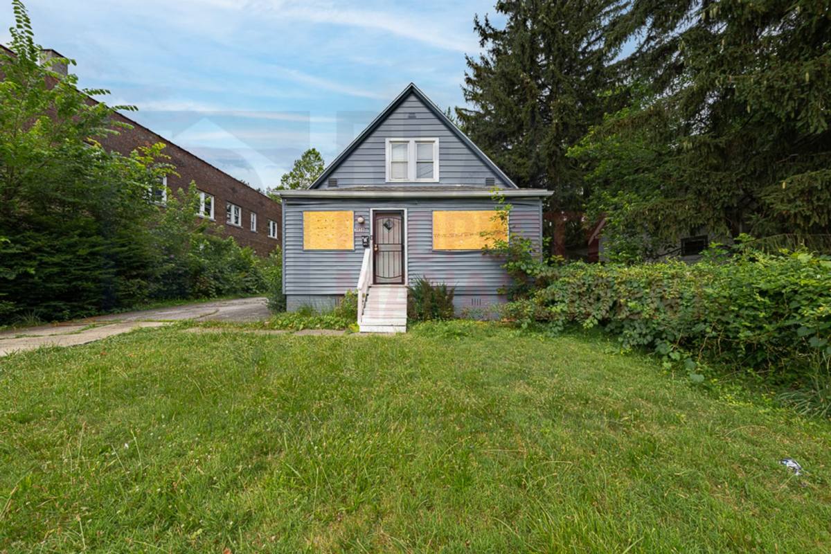House for rent at 3458 E 140th St, Cleveland, OH 44120