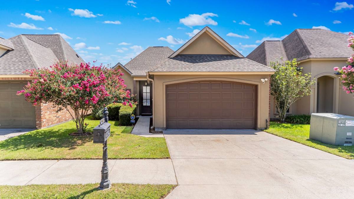 House for rent at 7945 Seville Court, Baton Rouge, LA 70820