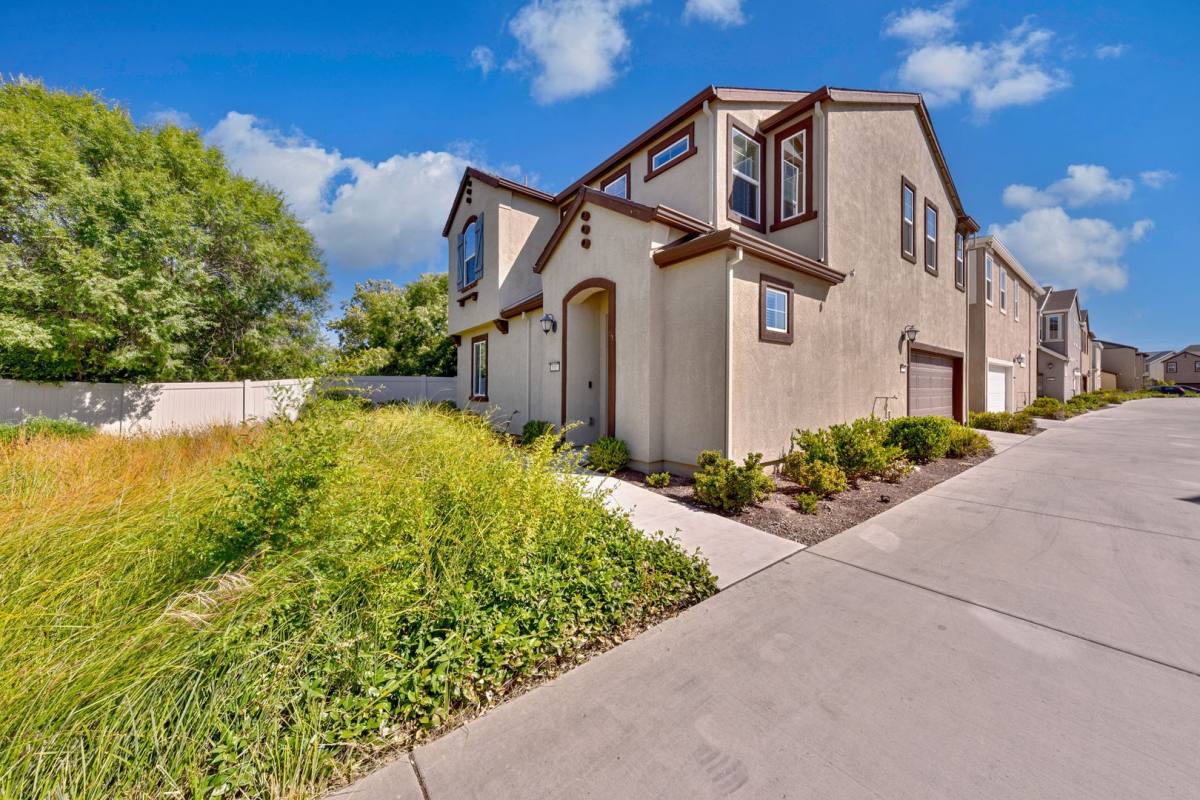 House for rent at 3057 Bernini Place, Rancho Cordova, CA 95742