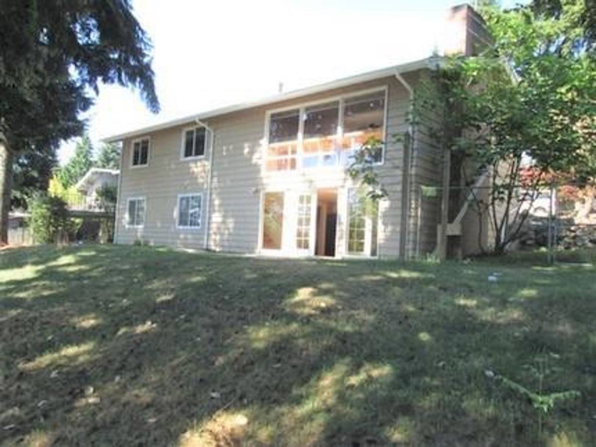 Apartment for rent at 533 157th Ave SE, Bellevue, WA 98008